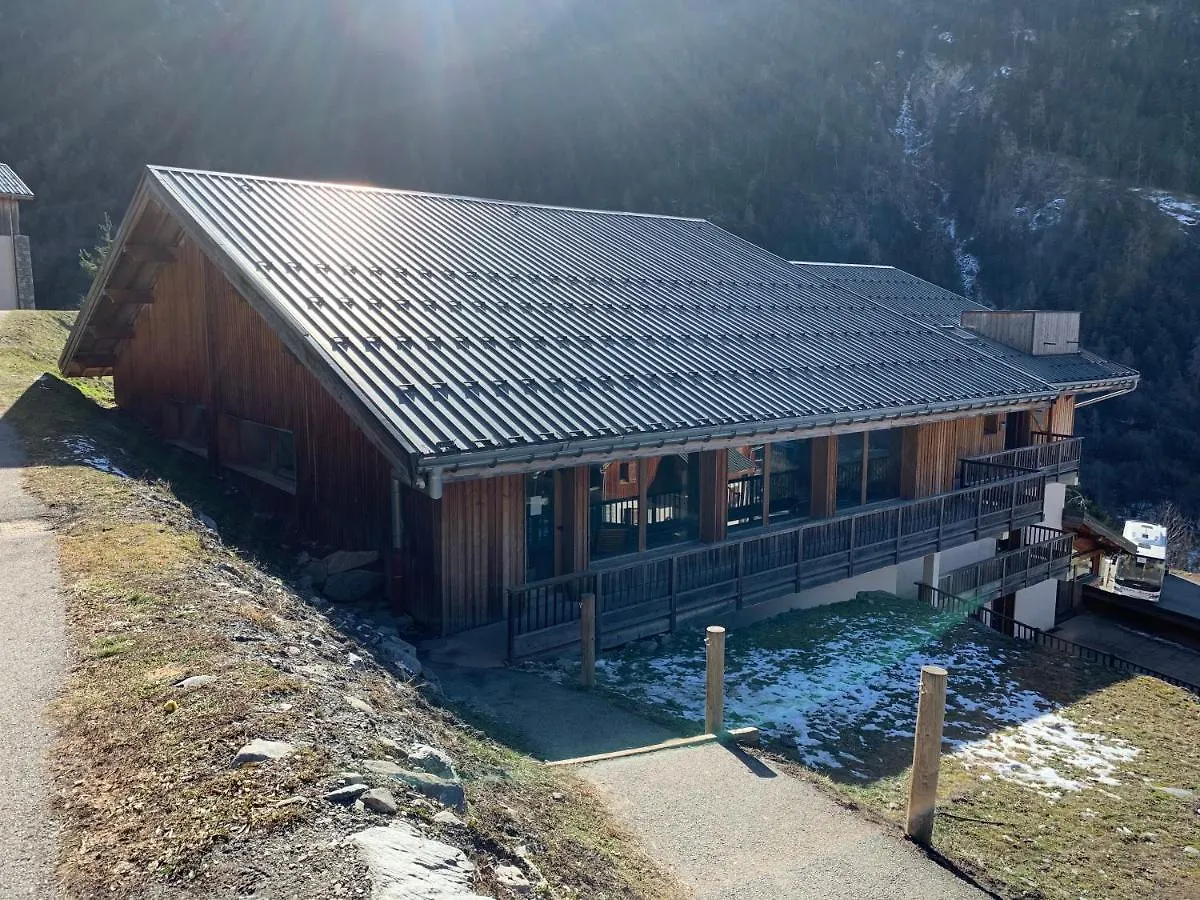 Studio Orelle 3 Vallees - Spa & Piscine - Apt 006 0*,  France