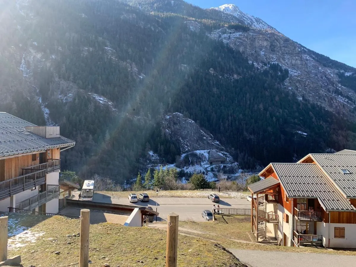Apartment Studio Orelle 3 Vallees - Spa & Piscine - Apt 006 France