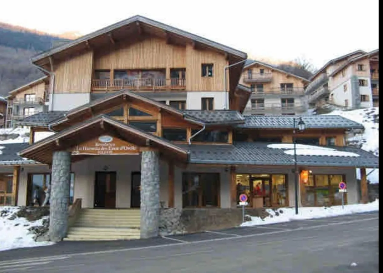 Studio Orelle 3 Vallees - Spa & Piscine - Apt 006